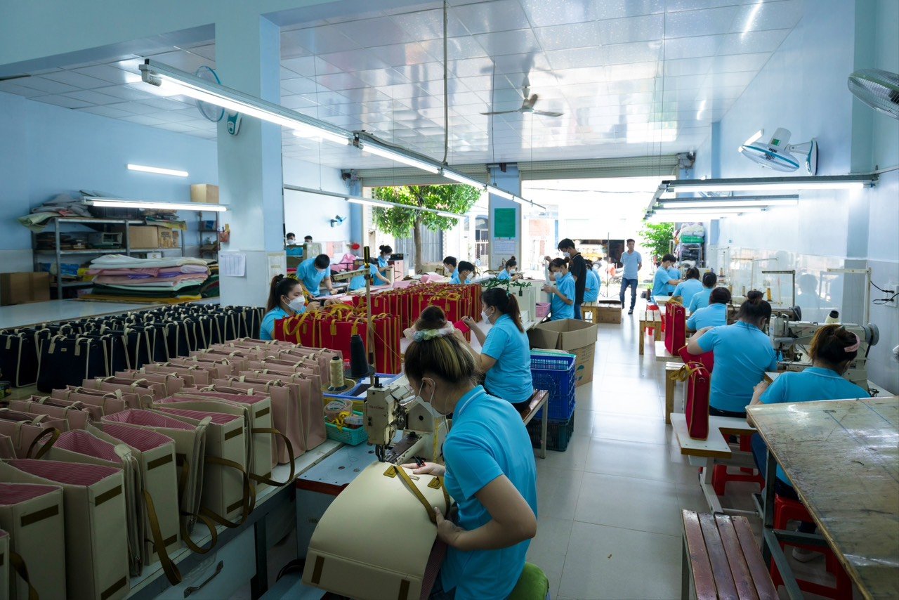 Xưởng may túi xách tại HCM
