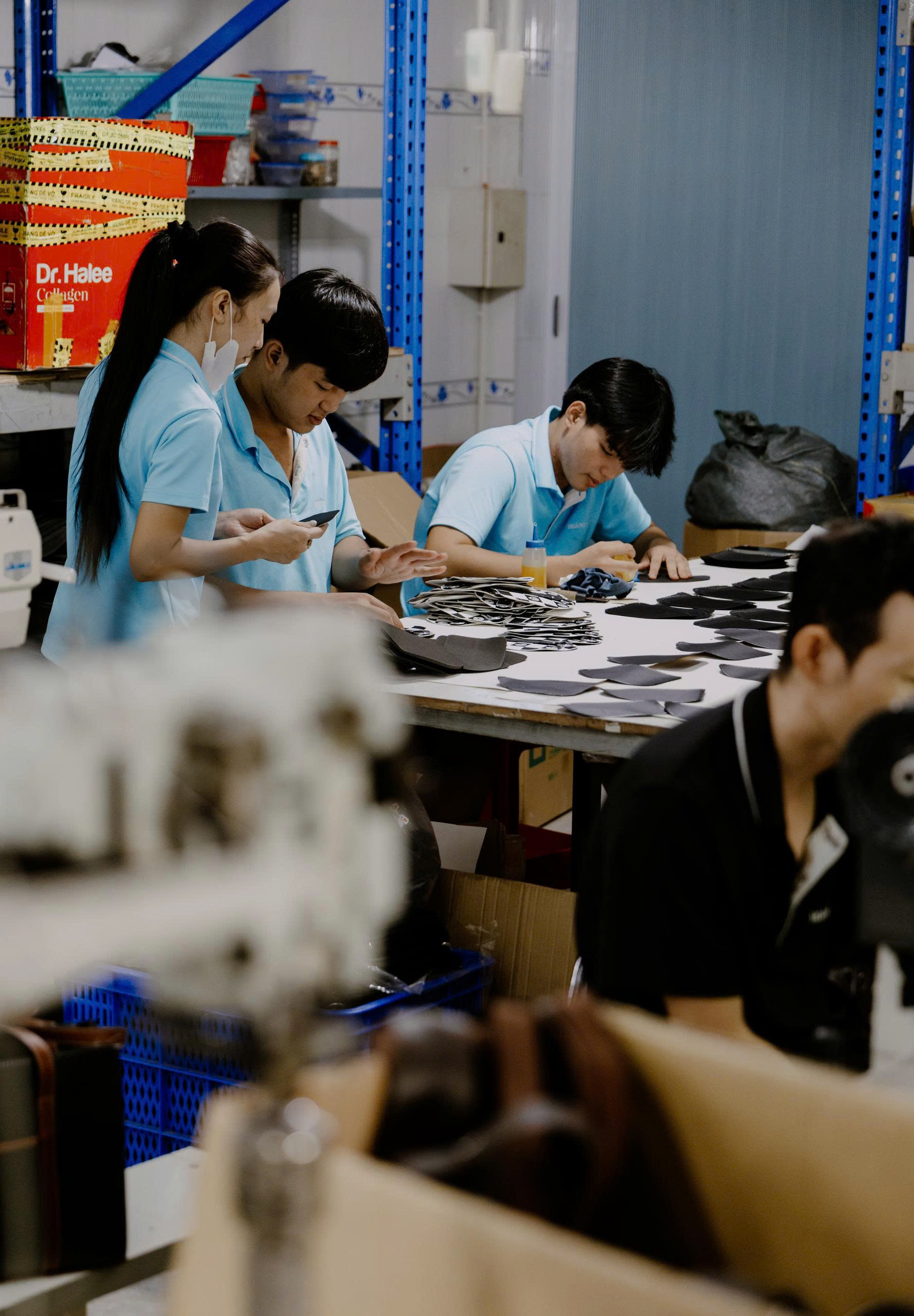 Thảo luận và chuẩn bị chi tiết mẫu bán thành phẩm